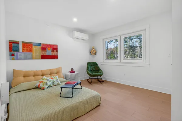 $1,650,000 | 55 Hawthorne Lane, South Portland, ME 04106