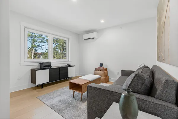 $1,650,000 | 55 Hawthorne Lane, South Portland, ME 04106
