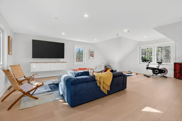 $1,650,000 | 55 Hawthorne Lane, South Portland, ME 04106