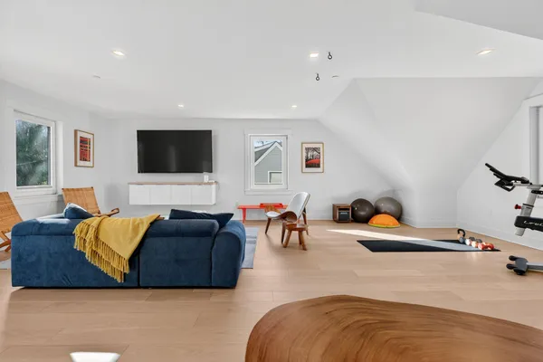 $1,650,000 | 55 Hawthorne Lane, South Portland, ME 04106