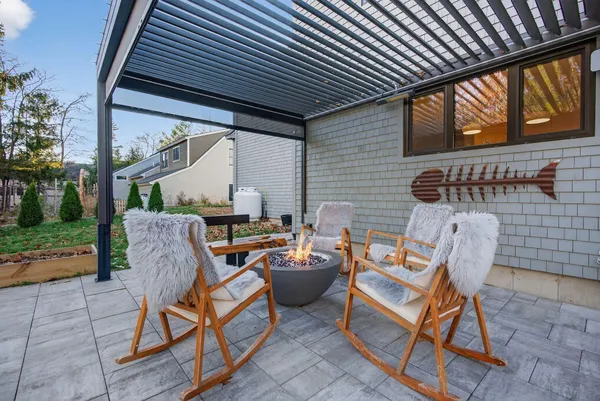 $1,650,000 | 55 Hawthorne Lane, South Portland, ME 04106