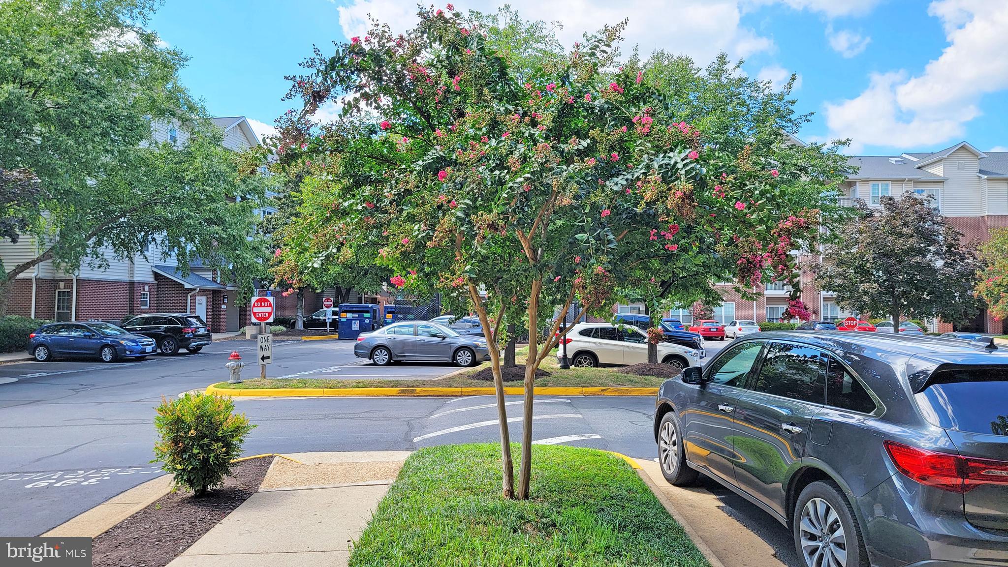 1591 Spring Gate Dr., Unit 3315 McLean, VA 22102 - Photo 38 of 69 LEAVING 1591 TO CHECK GATES OF MCLEAN AMENITIES
