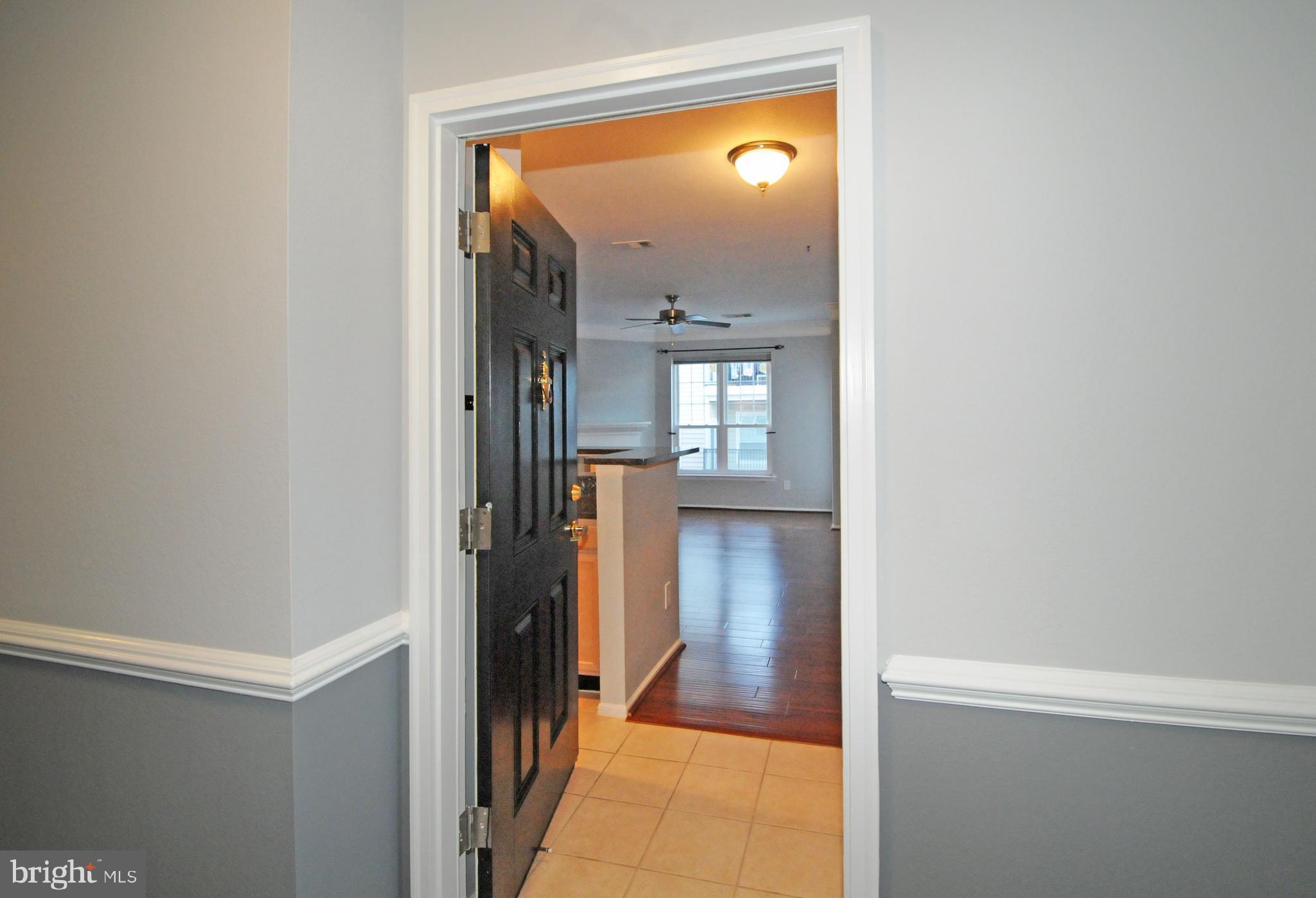 1591 Spring Gate Dr., Unit 3315 McLean, VA 22102 - Photo 7 of 69 COME ON IN