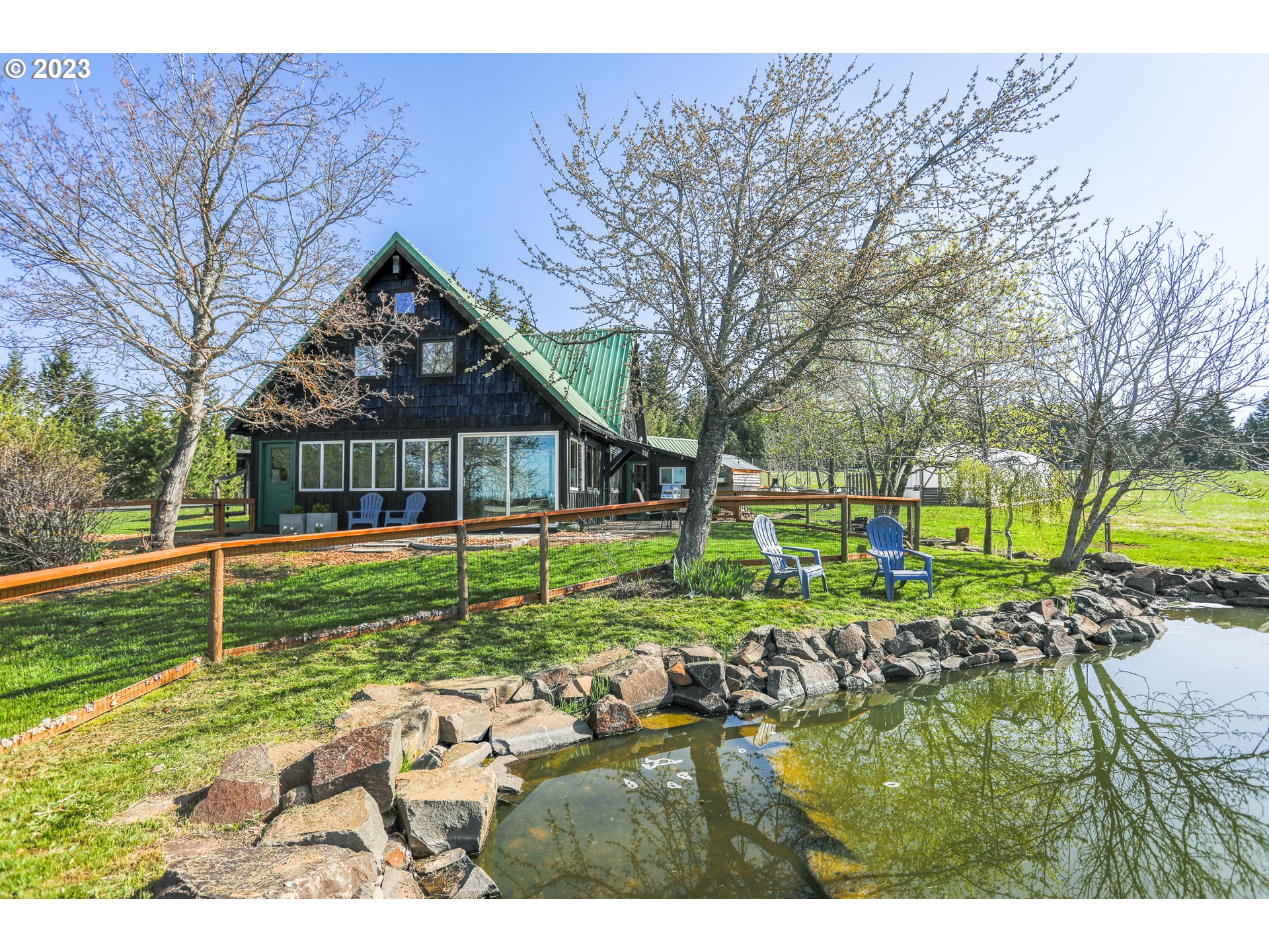238 Acme Road White Salmon, WA 98672 - Photo 4 of 48 a view of a park with large trees