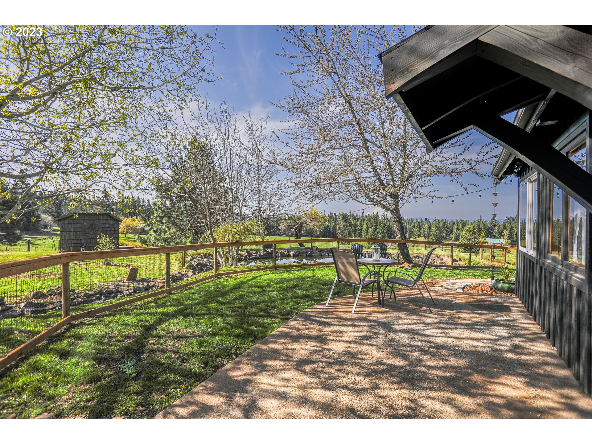 238 Acme Road White Salmon, WA 98672 - Photo 6 of 48 a view of outdoor space with garden