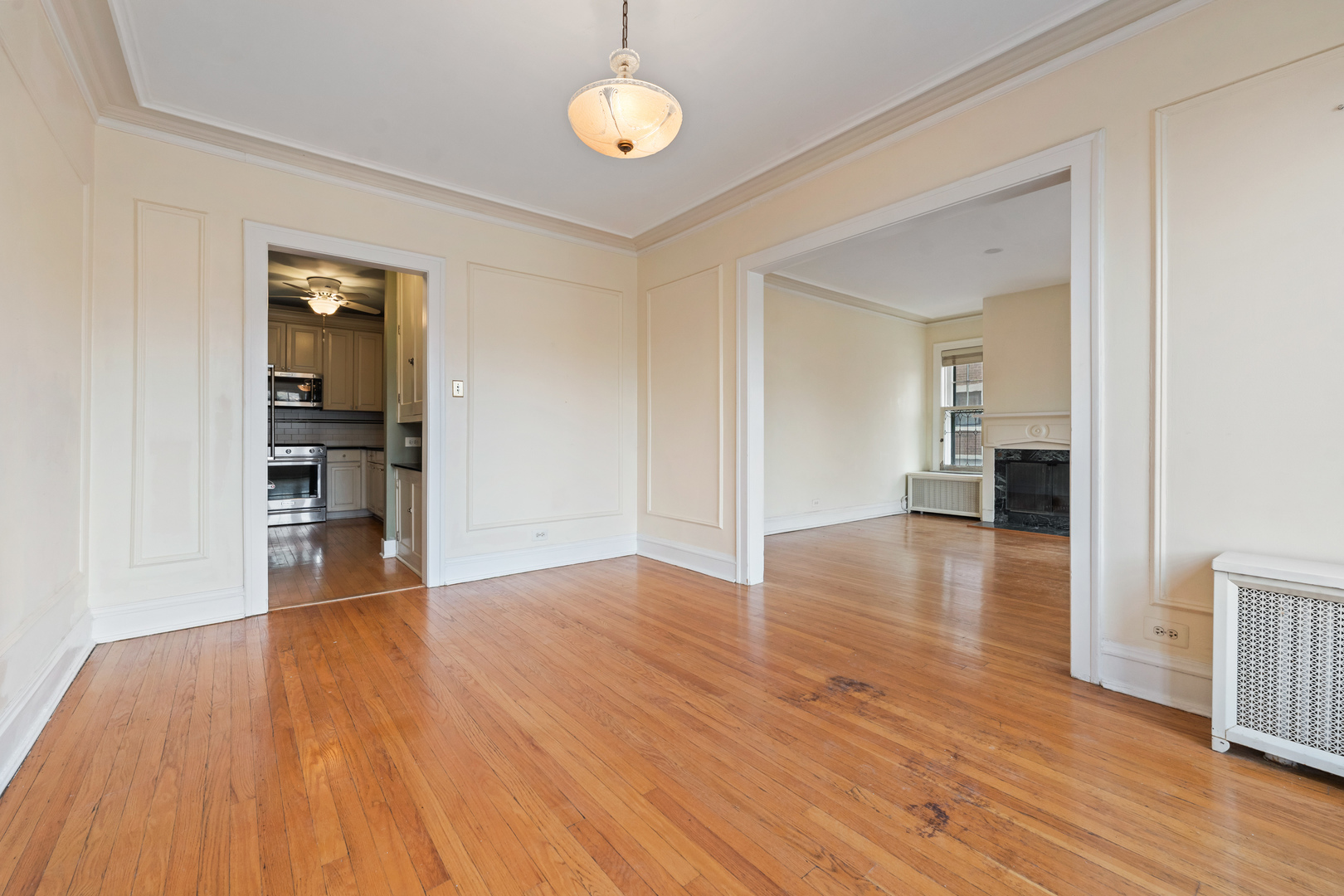 628 Sheridan Square, Unit 2 Evanston, IL 60202 - Photo 12 of 35