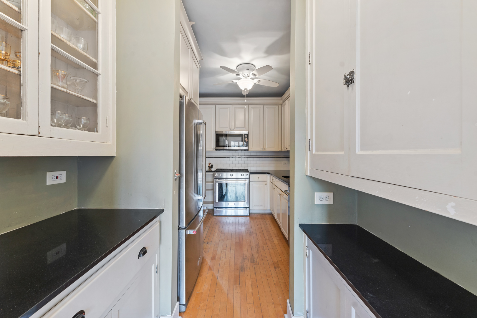 628 Sheridan Square, Unit 2 Evanston, IL 60202 - Photo 15 of 35