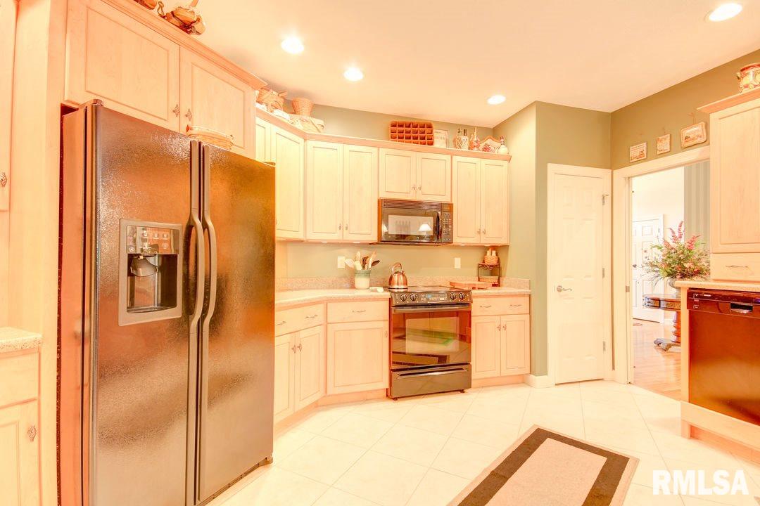 4332 Creek Road Springfield, IL 62711 - Photo 13 of 36