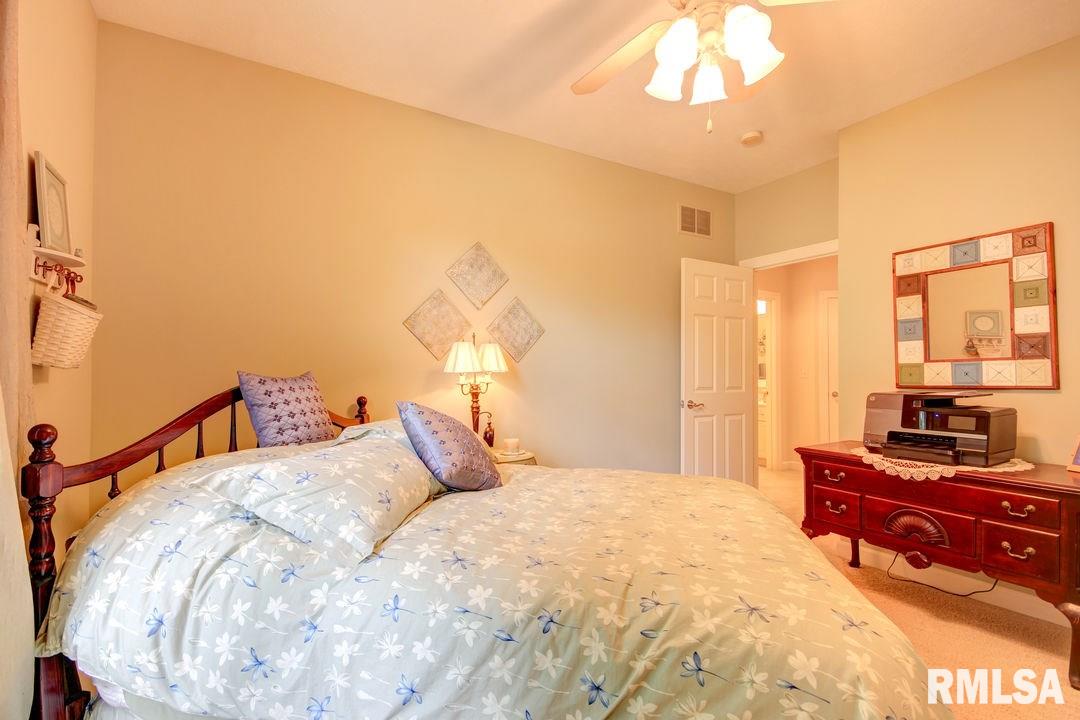 4332 Creek Road Springfield, IL 62711 - Photo 17 of 36