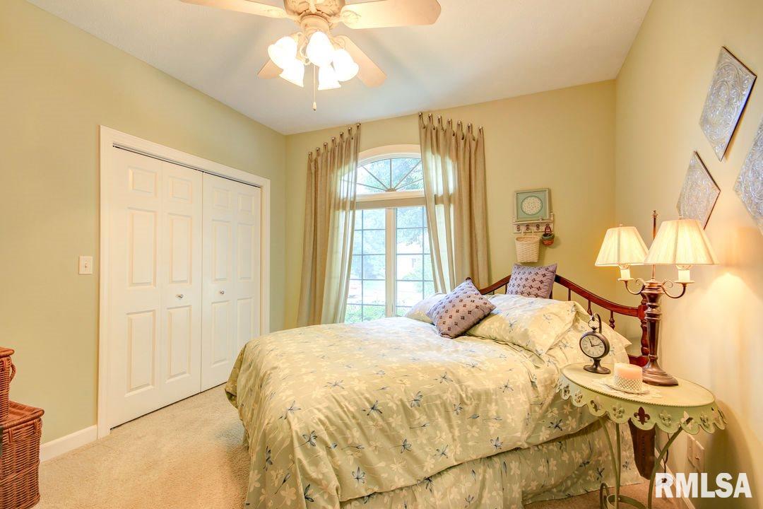 4332 Creek Road Springfield, IL 62711 - Photo 18 of 36