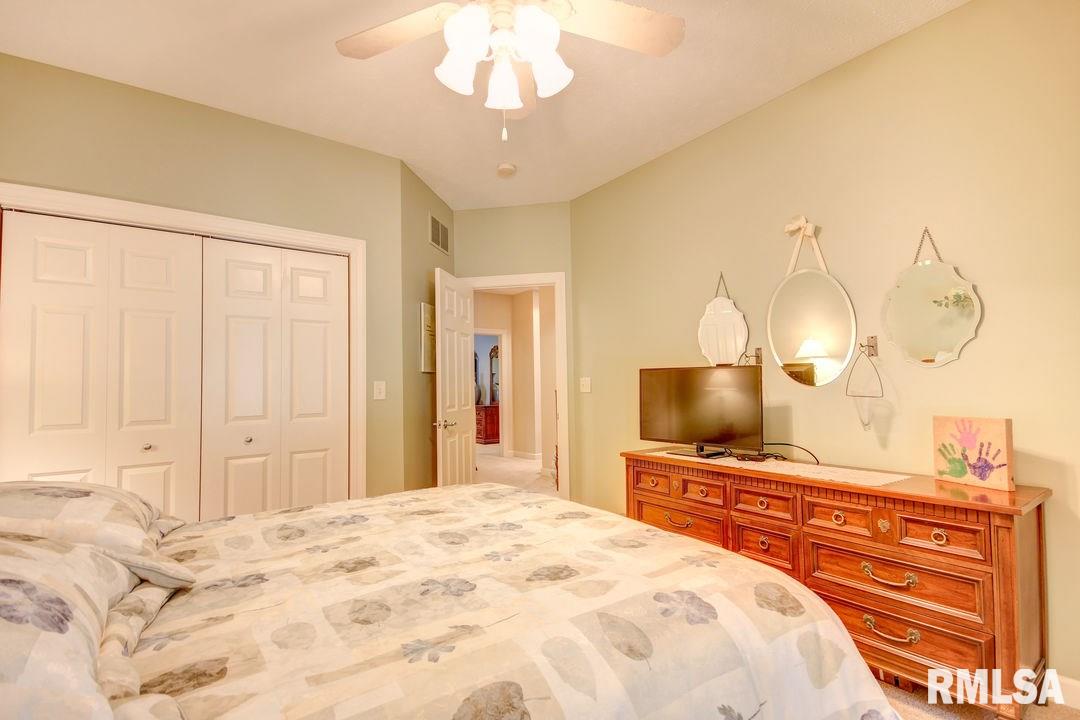 4332 Creek Road Springfield, IL 62711 - Photo 20 of 36