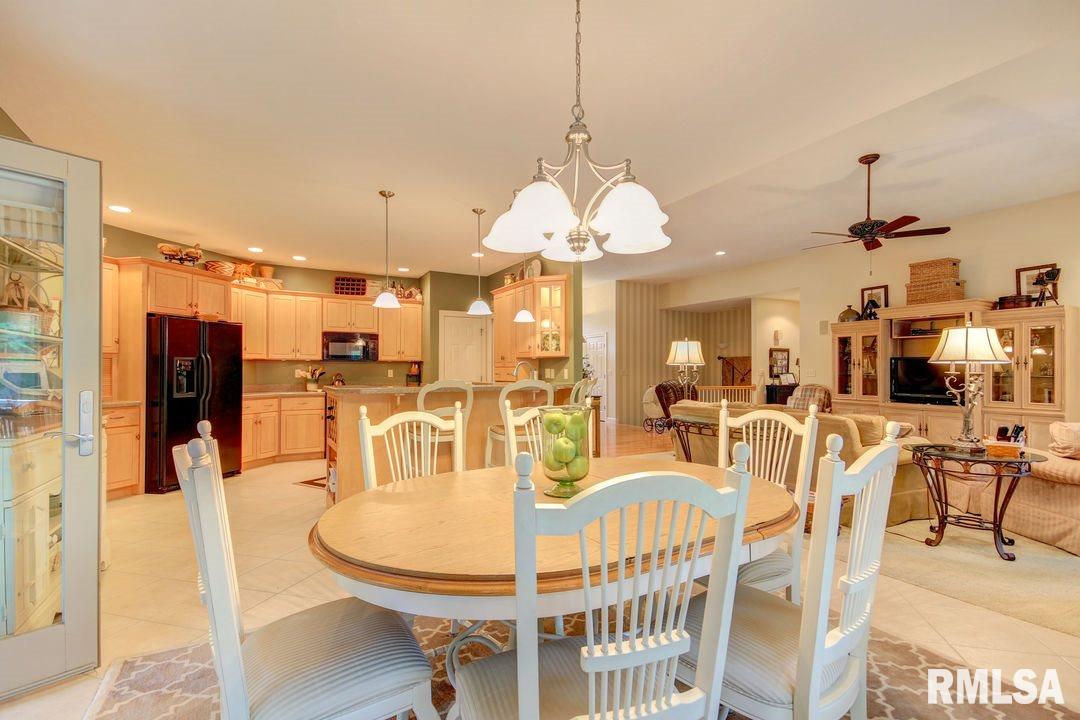 4332 Creek Road Springfield, IL 62711 - Photo 8 of 36