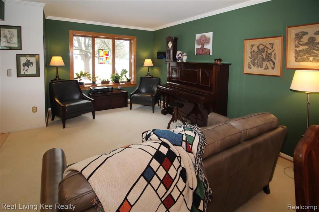 1577 Deerhurst Lane Rochester Hills, MI 48307 - Photo 11 of 45