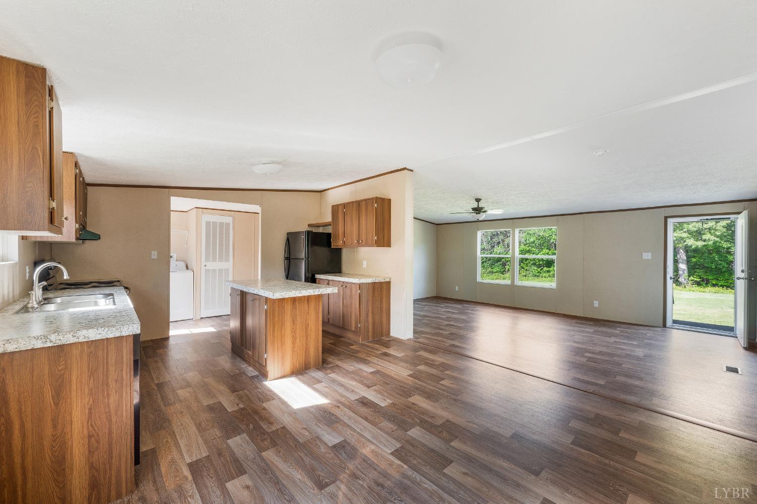 5046 Red House Road Appomattox, VA 24522 - Photo 13 of 40