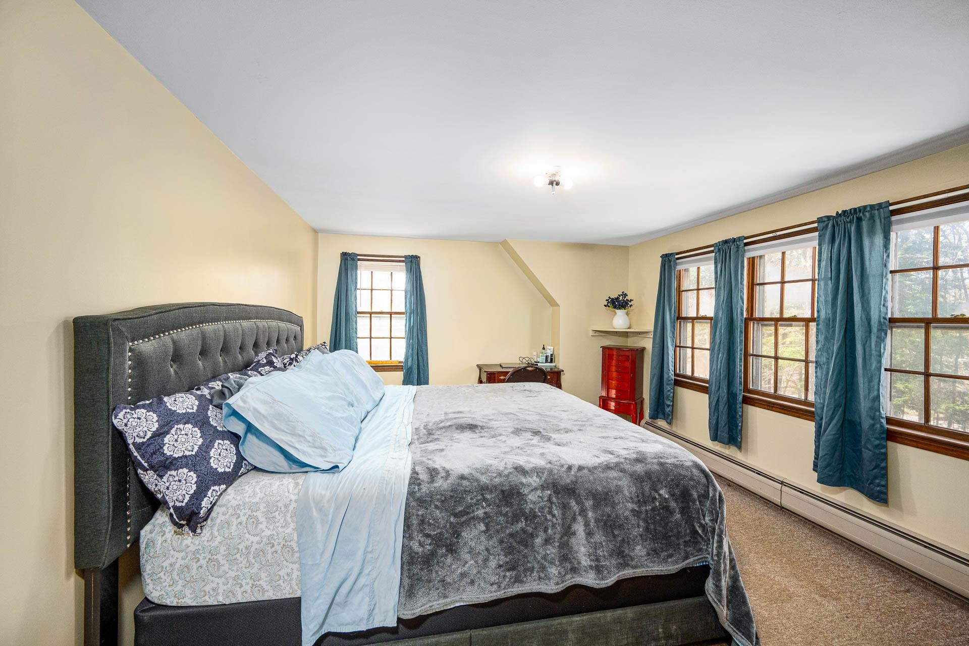 98 River Road Claremont, NH 03743 - Photo 20 of 39 Gallery Image 20