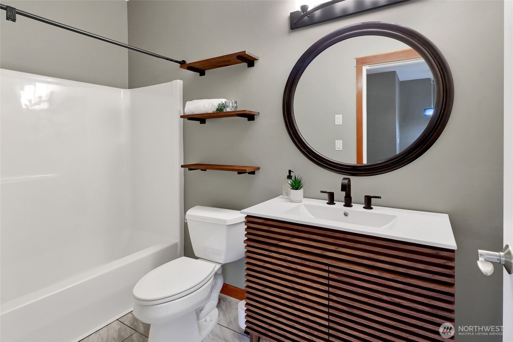 4704 Raptor Lane Bellingham, WA 98229 - Photo 32 of 40 Gallery Image 32