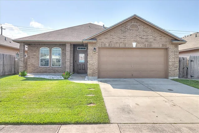 $2,095 | 2234 Anacua Street, Corpus Christi, TX 78414