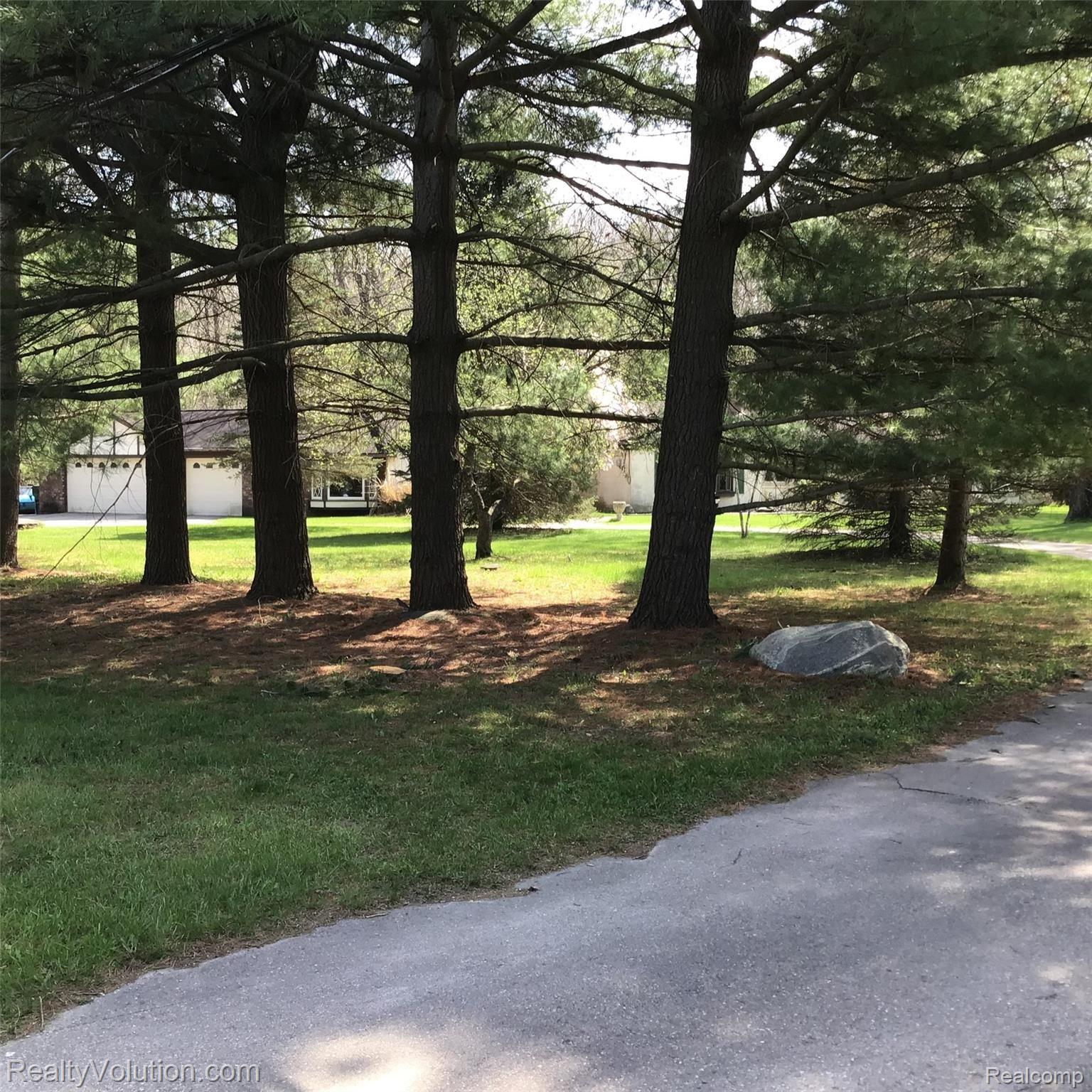 1707 North Livernois Road Rochester, MI 48306 - Photo 41 of 41 B4E82321-11A3-40C5-AC18-87DA98582E77.jpeg