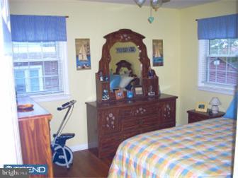 10911 Knights Road Philadelphia, PA 19154 - Photo 11 of 12 Bedroom 3