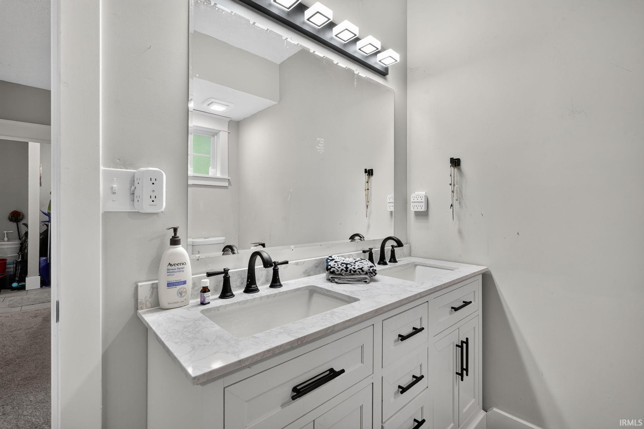 429 West Franklin Street Delphi, IN 46923 - Photo 20 of 32