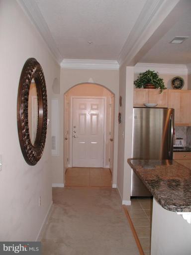 504 Sunset View Terrace Southeast, Unit 208 Leesburg, VA 20175 - Photo 11 of 14 Entrance / Foyer