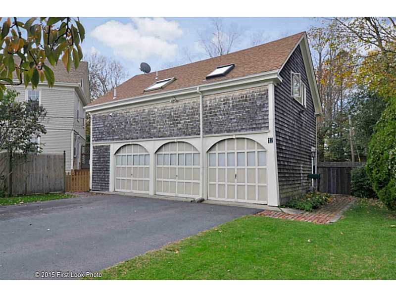 10 Cummings Road Newport, RI 02840 - Photo 21 of 25 Exterior Front.
