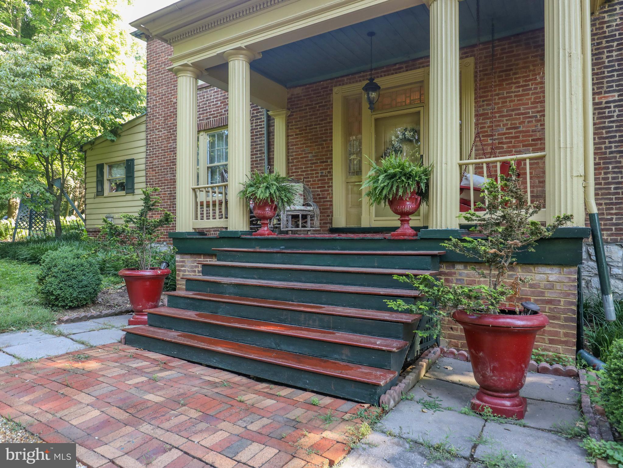 1965 North Mildred Street Ranson, WV 25438 - Photo 14 of 52