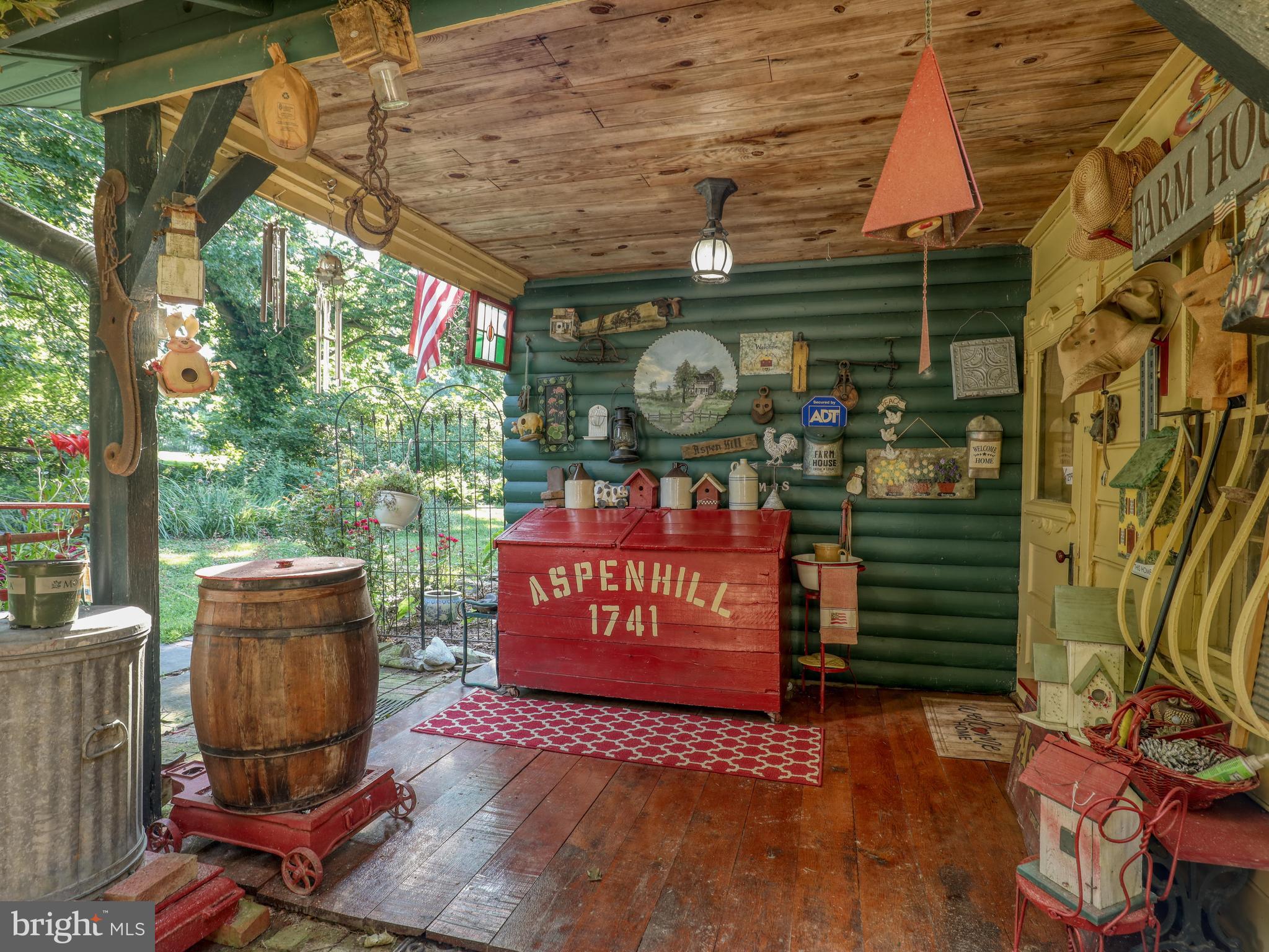 1965 North Mildred Street Ranson, WV 25438 - Photo 8 of 52