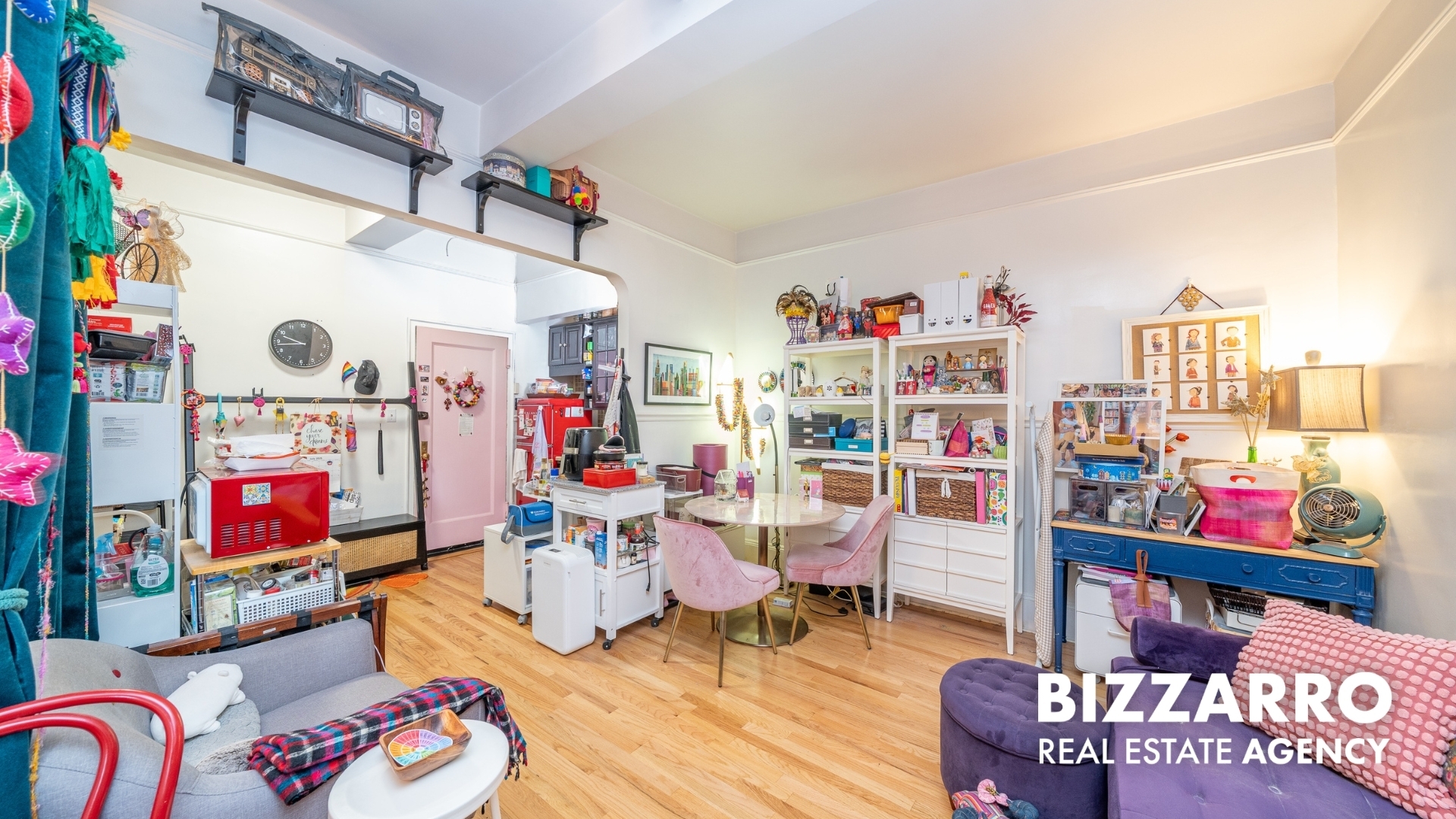 720 Fort Washington Avenue, Unit A Manhattan, NY 10040 - Photo 7 of 17 a living room with furniture