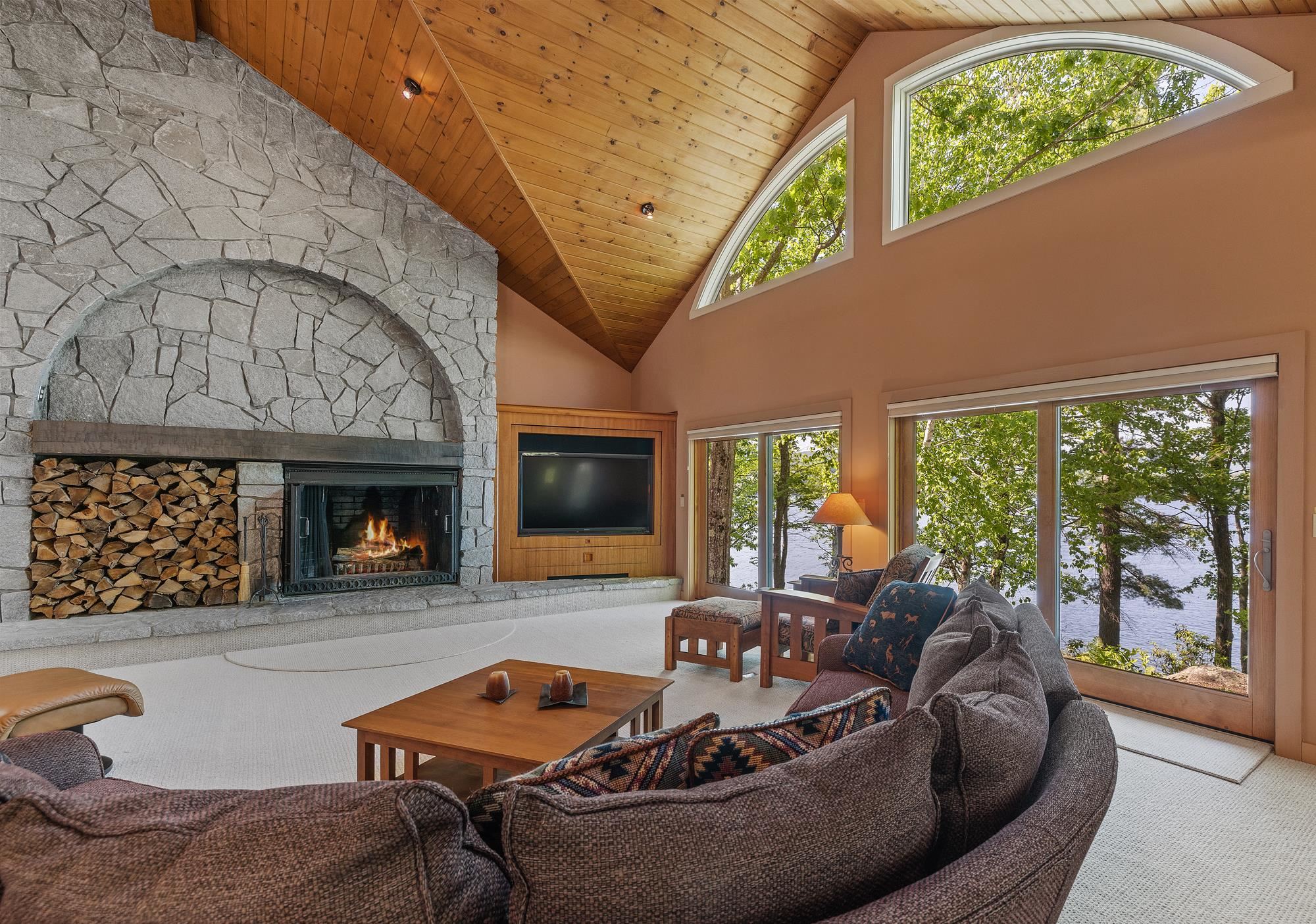 158 Cromwell Point Road Holderness, NH 03245 - Photo 12 of 40 Gallery Image 12