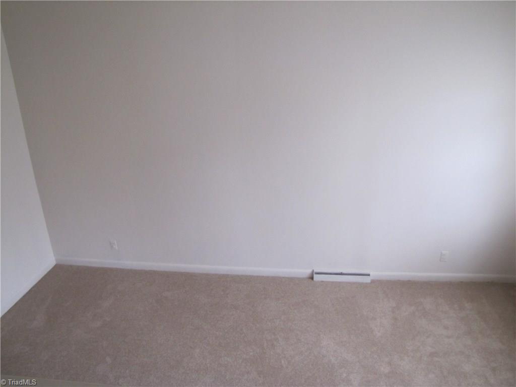 331 Leonard Road Mount Airy, NC 27030 - Photo 4 of 11 Gallery Image 4