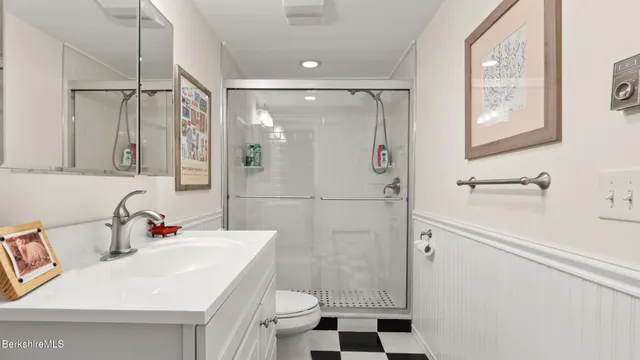 $799,000 | 343 Lakeshore Drive, Sandisfield, MA 01255