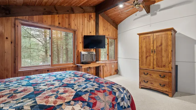 $799,000 | 343 Lakeshore Drive, Sandisfield, MA 01255