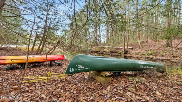 $799,000 | 343 Lakeshore Drive, Sandisfield, MA 01255