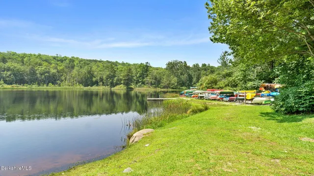 $799,000 | 343 Lakeshore Drive, Sandisfield, MA 01255