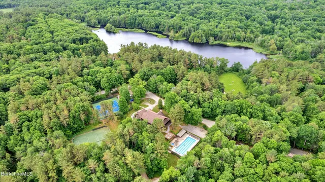 $799,000 | 343 Lakeshore Drive, Sandisfield, MA 01255