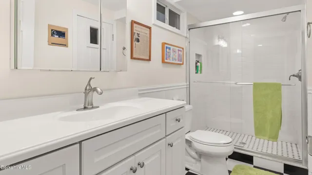 $799,000 | 343 Lakeshore Drive, Sandisfield, MA 01255