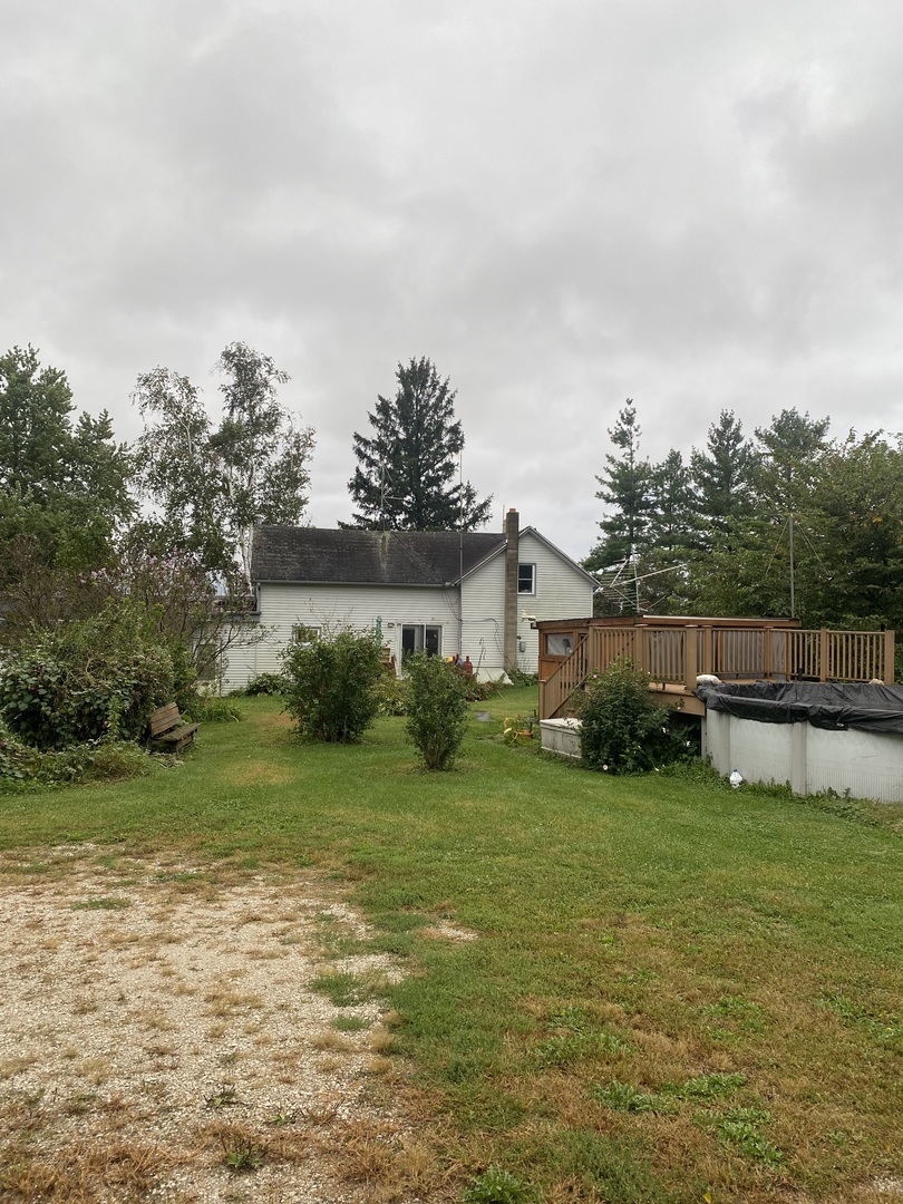 25914 Perkins Road Harvard, IL 60033 - Photo 2 of 6 a view of a garden