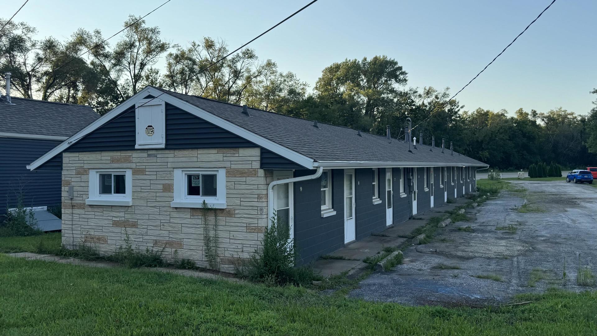 19051 13th Street Fulton, IL 61252 - Photo 2 of 5