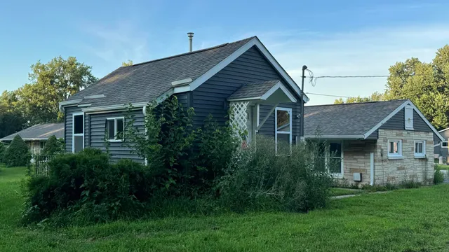 $175,000 | 19051 13th Street, Fulton, IL 61252