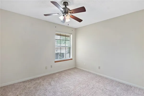 $2,000 | 3122 Camelot Drive, Unit 33, Bryan, TX 77802