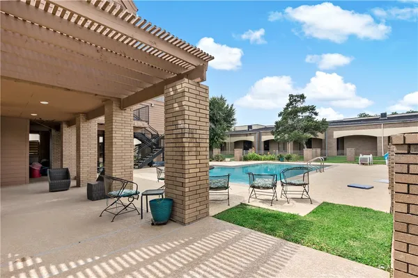 $2,000 | 3122 Camelot Drive, Unit 33, Bryan, TX 77802