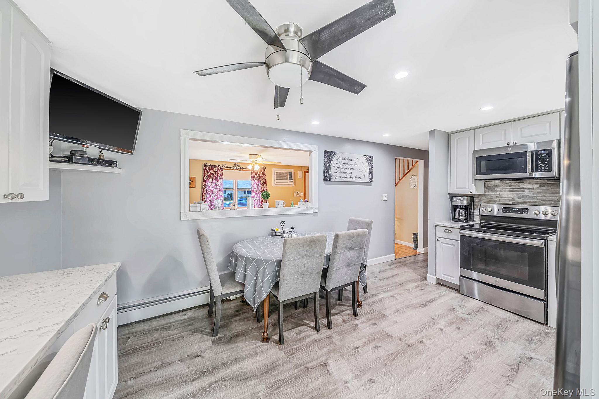 4 Highview Lane Ridge, NY 11961 - Photo 12 of 37 Gallery Image 12