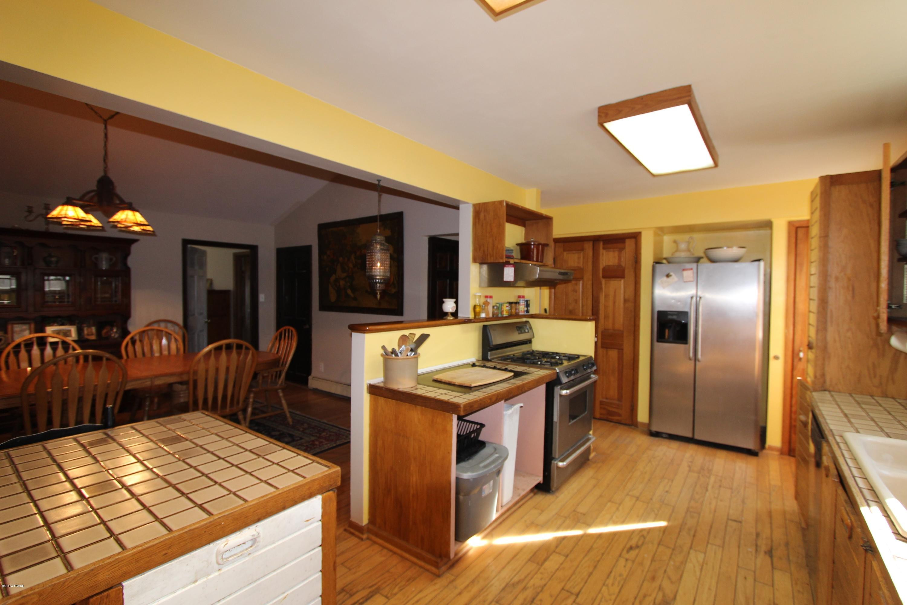450 Little Walker Road Shohola, PA 18458 - Photo 17 of 28 Gallery Image 17