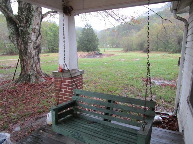 290 Knob Road Rutledge, TN 37861 - Photo 3 of 7 IMG_1358