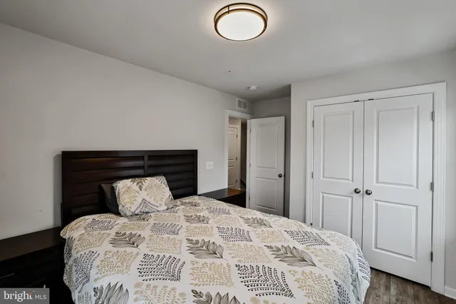 $3,400 | 865 Weald Way, Clarksburg, MD 20871