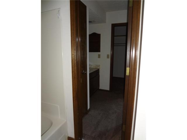 5108 Reed Road Columbus, OH 43220 - Photo 16 of 23 Gallery Image 16