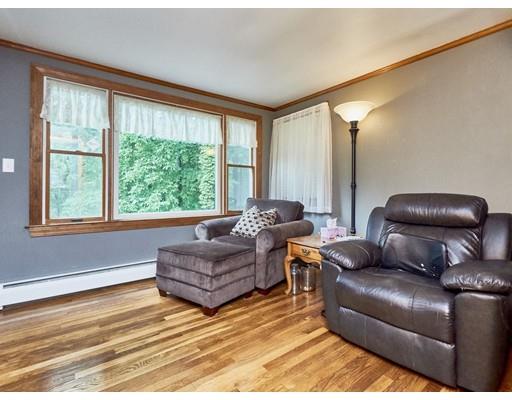 220 High Street Topsfield, MA 01983 - Photo 9 of 24 Gallery Image 9