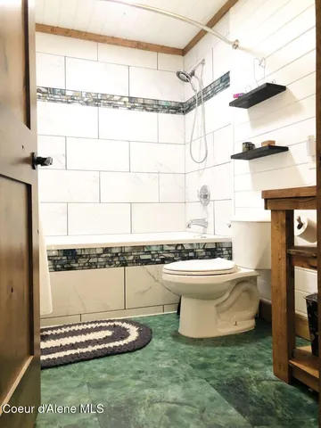 $949,000 | 1156 Echo Springs Road, St. Maries, ID 83861