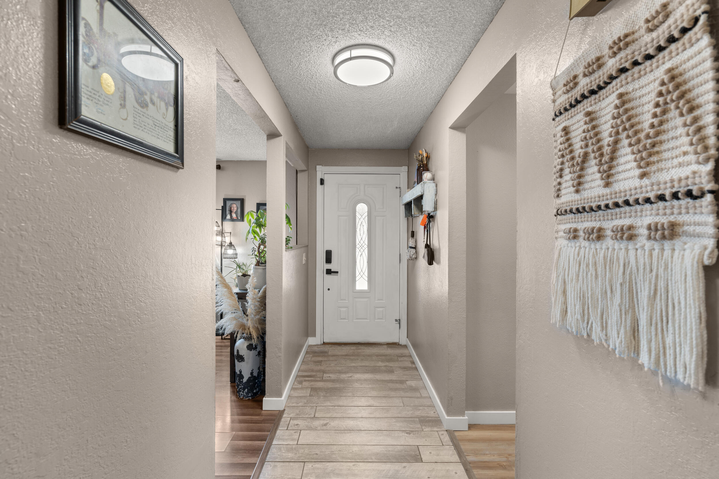 2190 Delta Waters Road Medford, OR 97504 - Photo 14 of 26 Gallery Image 14